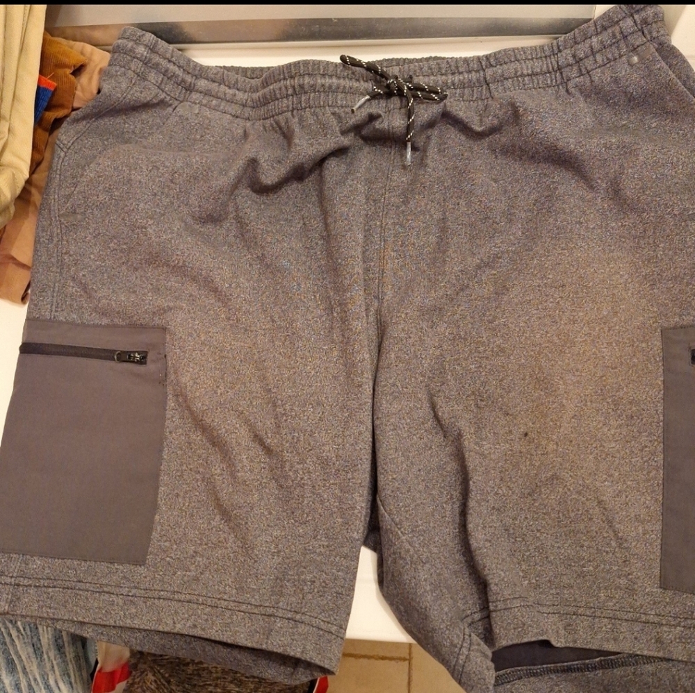 Men's Old Navy shorts, size XXL